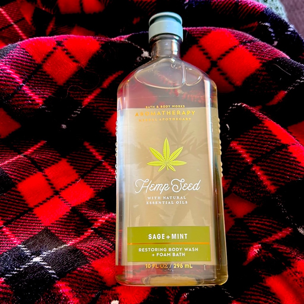 Bath and Body Works Aromatherapy Body Wash